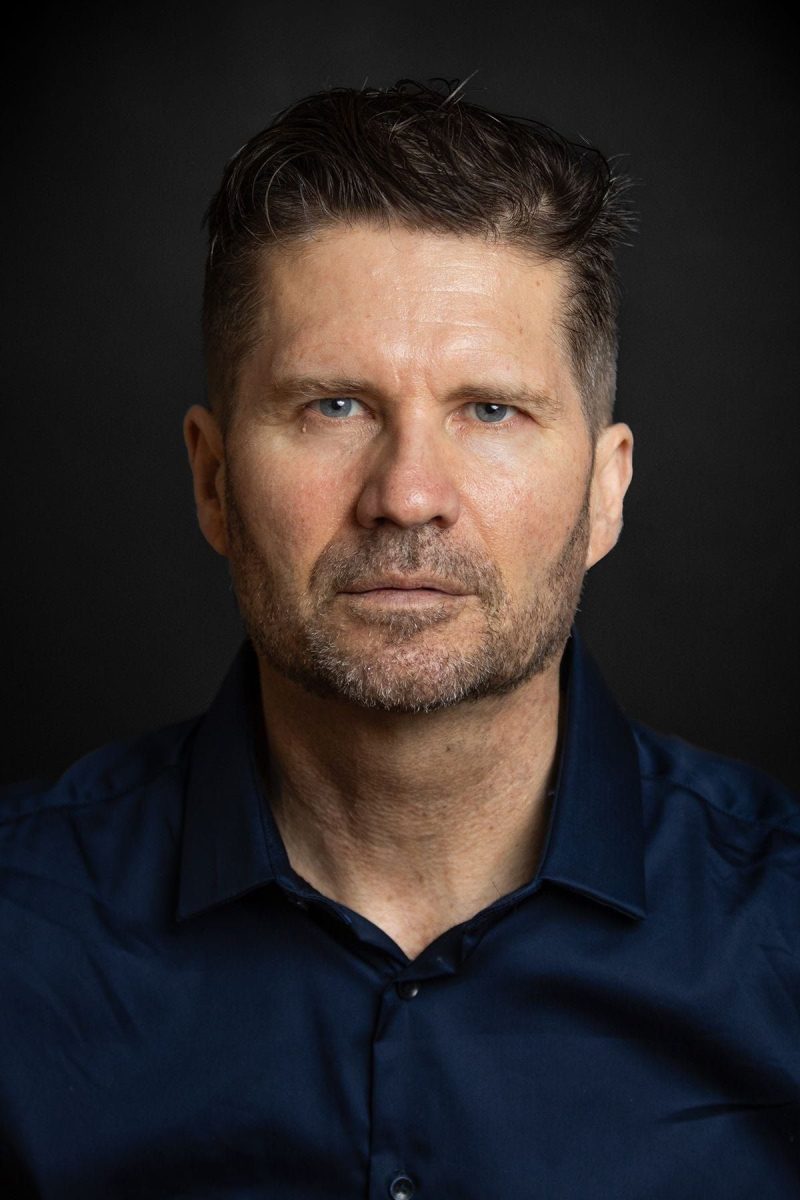 Dennis Manahan