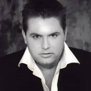 Raymond Lawrence